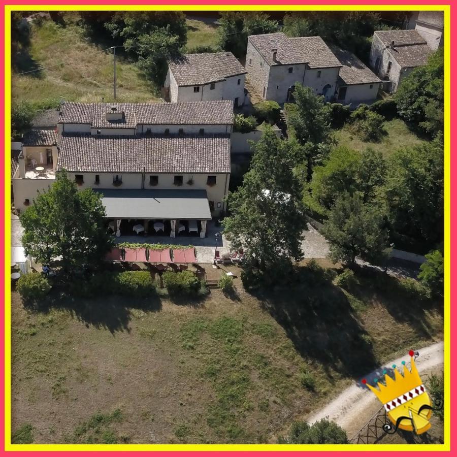 Locanda Cacio Re Vallo di Nera Esterno foto
