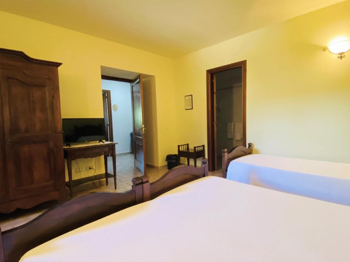 Locanda Cacio Re Vallo di Nera Esterno foto