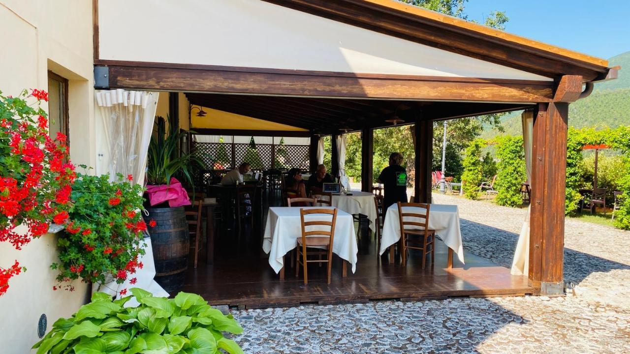 Locanda Cacio Re Vallo di Nera Esterno foto