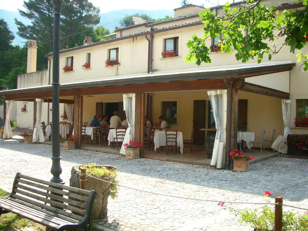 Locanda Cacio Re Vallo di Nera Esterno foto