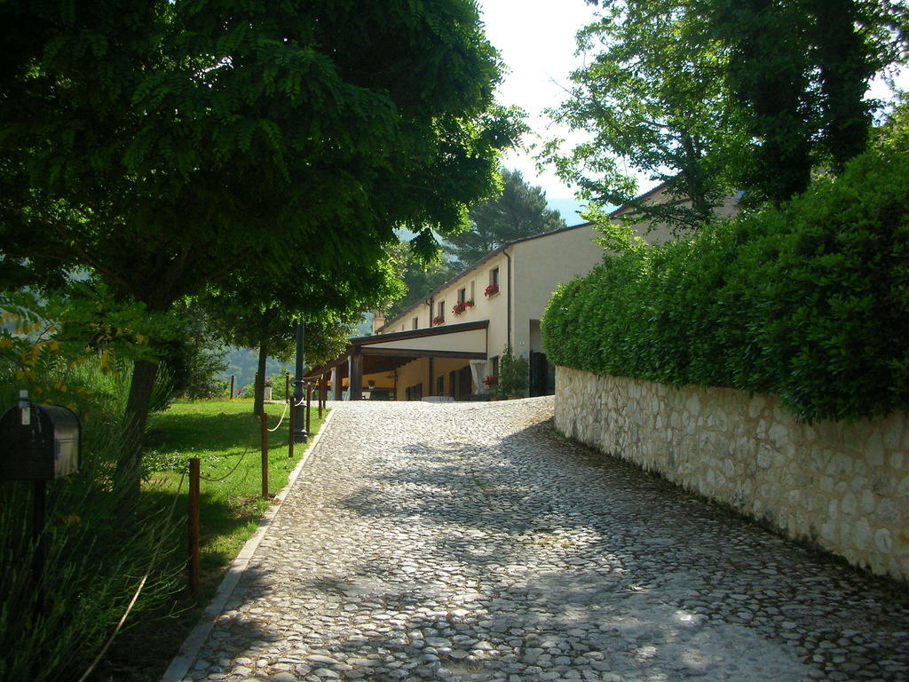 Locanda Cacio Re Vallo di Nera Esterno foto